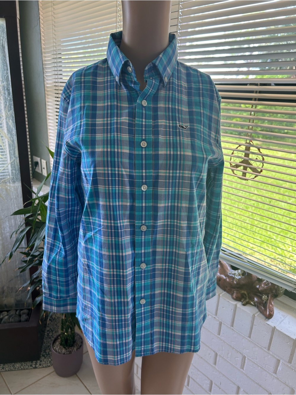 Vineyard Vines Blue and Teal Plaid Button-Down Shirt - Women